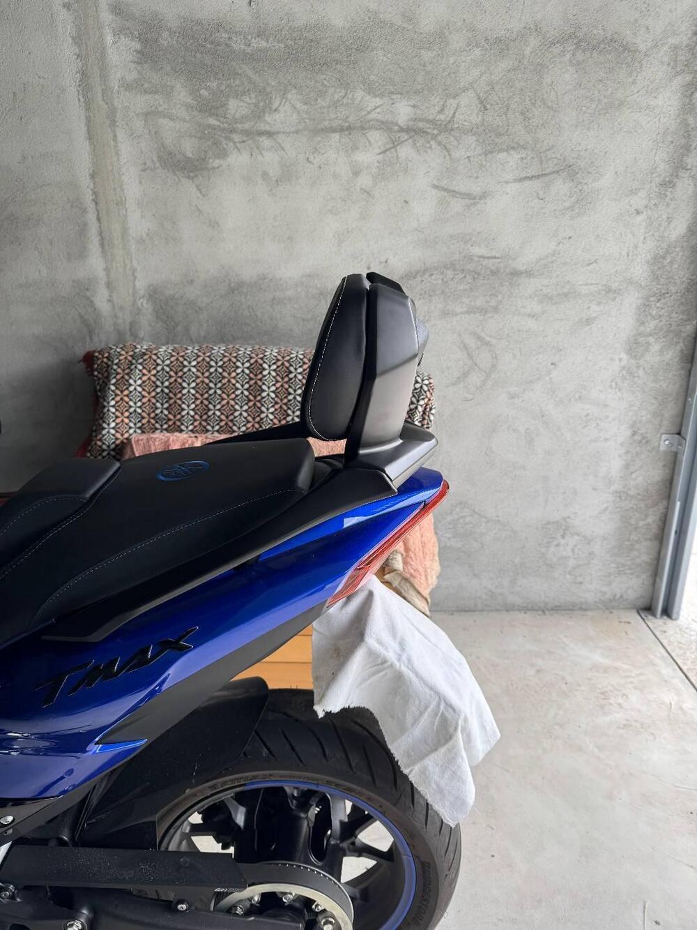 Yamaha T-Max 560 Tech Max (2022 - 24) (18)