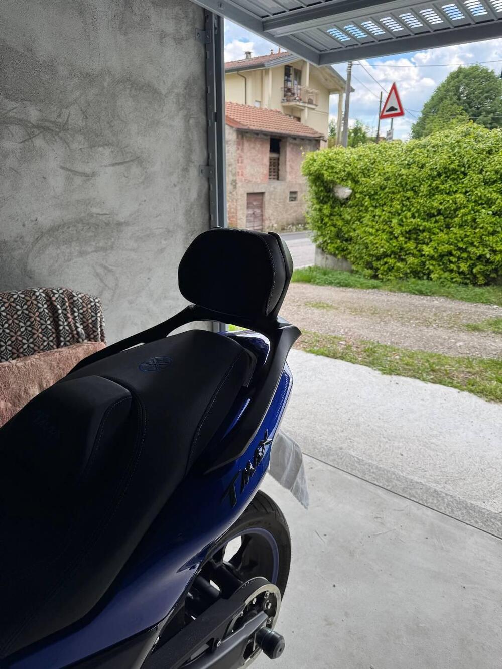 Yamaha T-Max 560 Tech Max (2022 - 24) (19)