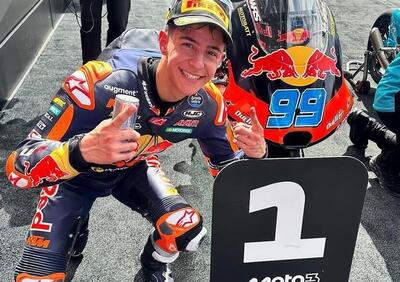 MotoGP 2025. GP del Regno Unito. Moto3: in rimonta dall'ultima posizione vince José Antonio Rueda e allunga in classifica! Sul podio Luca Lunetta