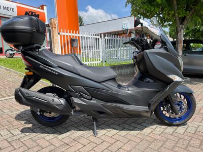 Suzuki Burgman 400 (2022 - 24) usata