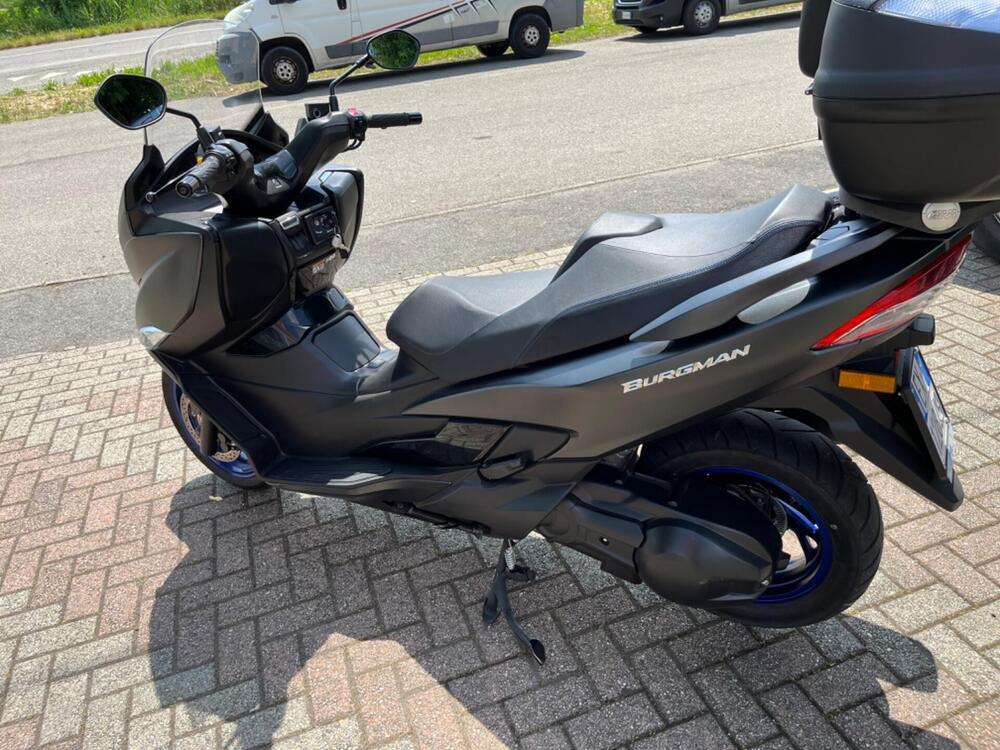 Suzuki Burgman 400 (2022 - 24) (9)