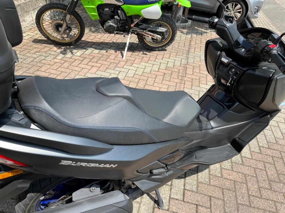 Suzuki Burgman 400 (2022 - 24) (12)