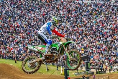 MXGP25 #9 Francia. Pari e patta Febvre e L. Coenen (MXGP) e sensazionale Laengenfelder (MX2) [VIDEO]