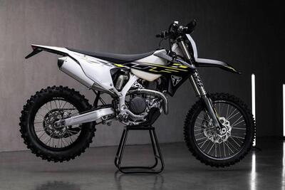 Triumph TF 450-E (2026) nuova