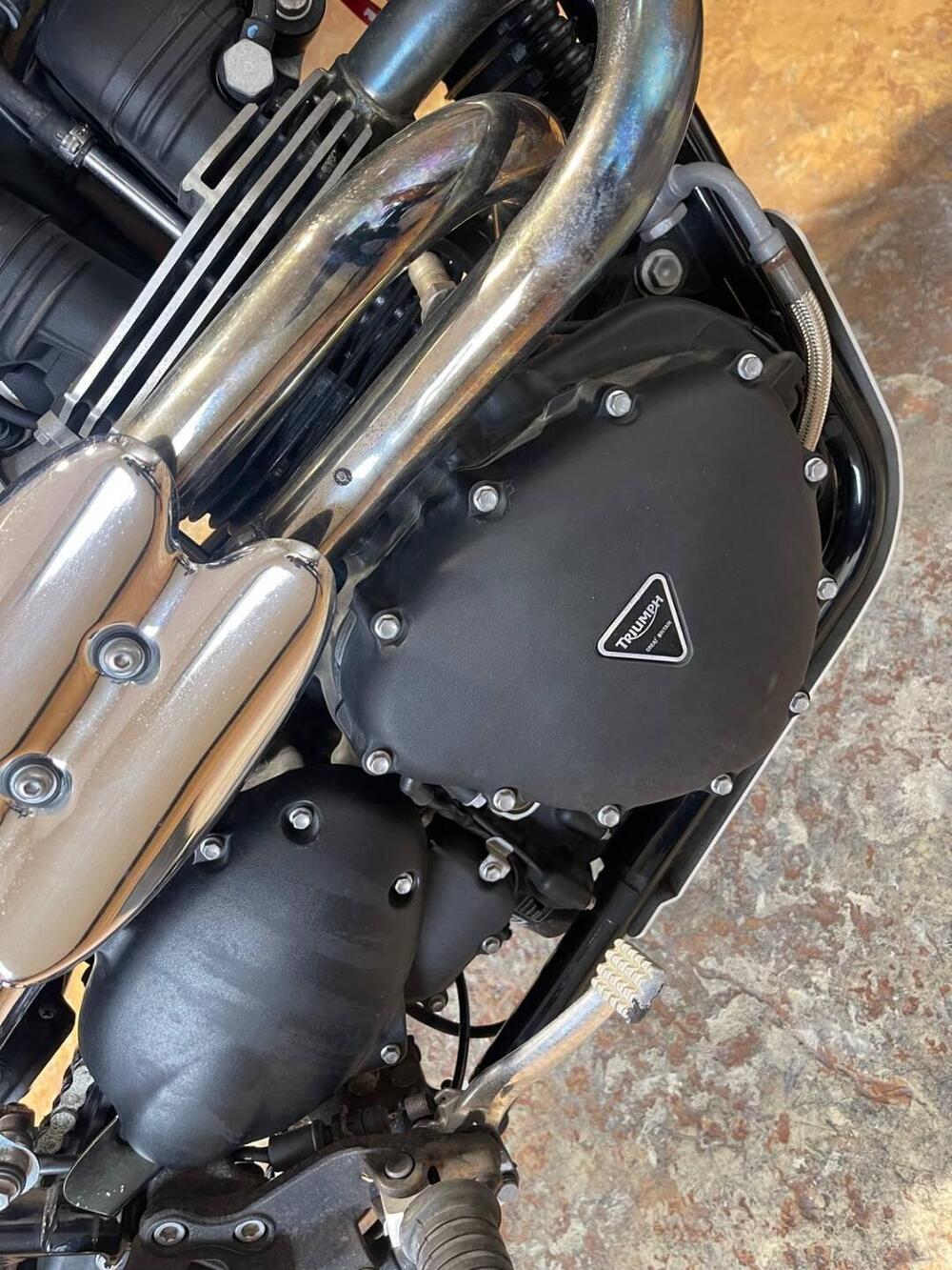 Triumph Scrambler (2006 - 17) (13)