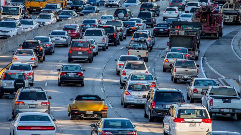 Auto elettriche in California nel 2035? Il Senato ne cancella l&#039;obbligo