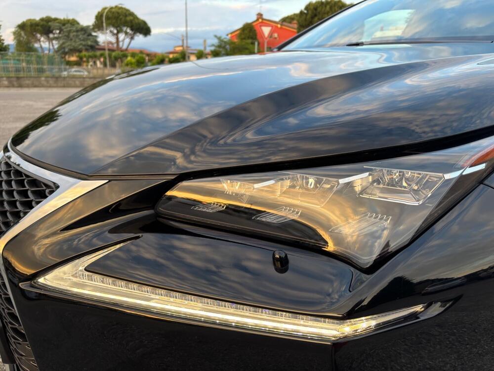 Lexus NX usata a Brescia (9)