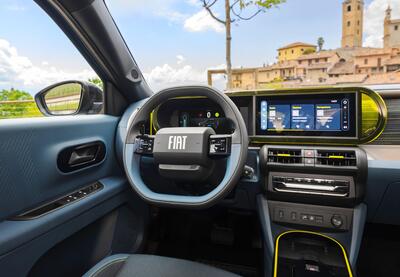 Fiat Panda ibrida: sar&agrave; il modello per tutti, ecco come va su strada [VIDEO]