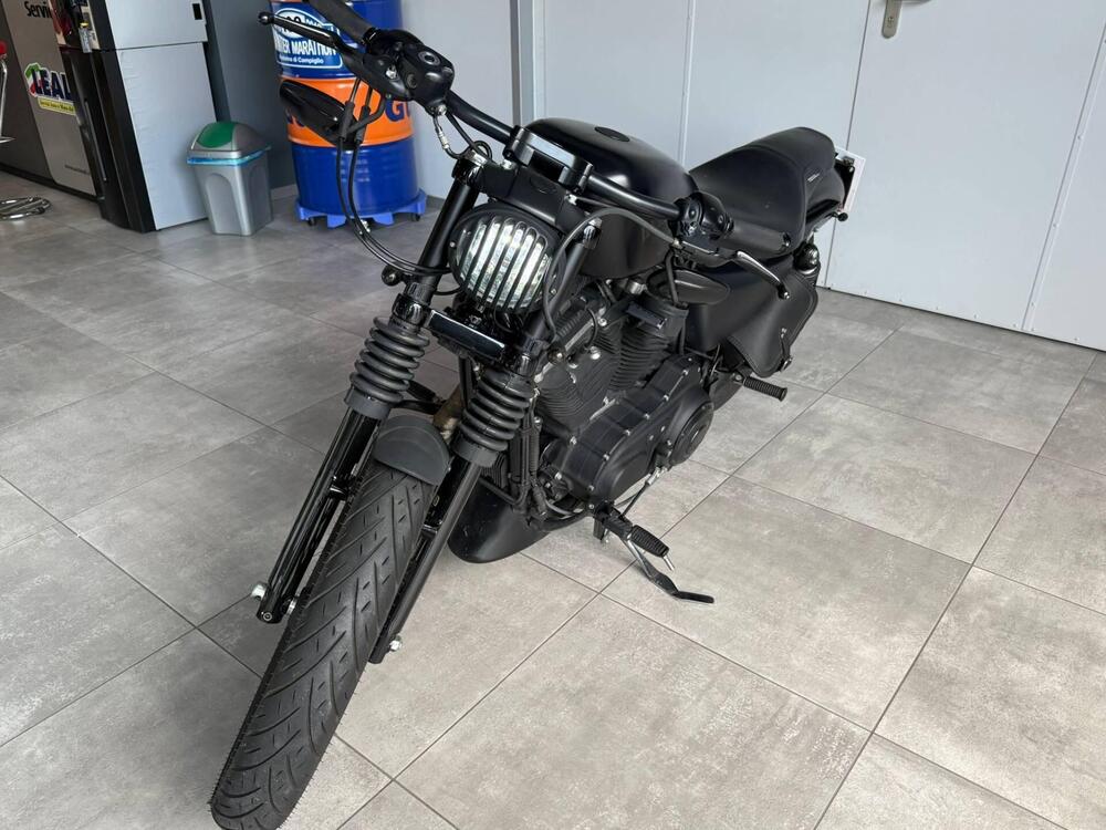 Harley-Davidson 883 Iron (2017 - 20) - XL 883N (7)