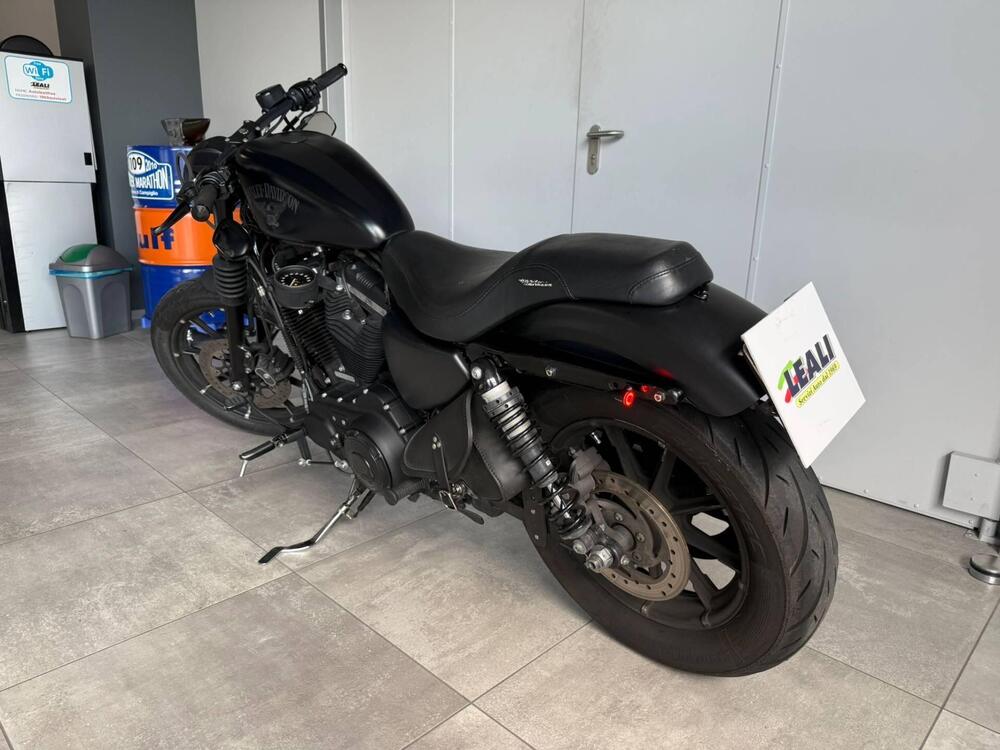 Harley-Davidson 883 Iron (2017 - 20) - XL 883N (9)