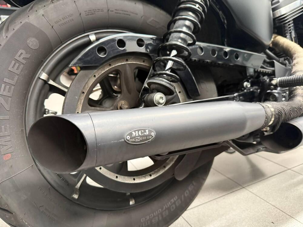 Harley-Davidson 883 Iron (2017 - 20) - XL 883N (20)