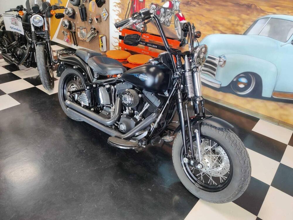 Harley-Davidson 1584 Cross Bones (2008 - 11) - FLSTSB (6)