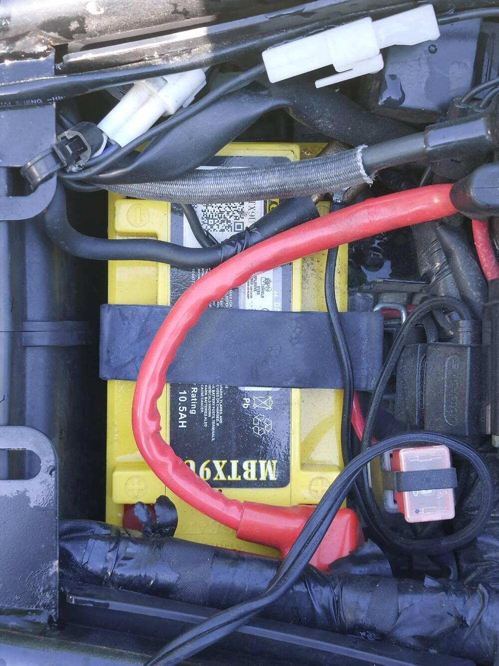 Yamaha XJR 1300 (2015 - 17) (9)