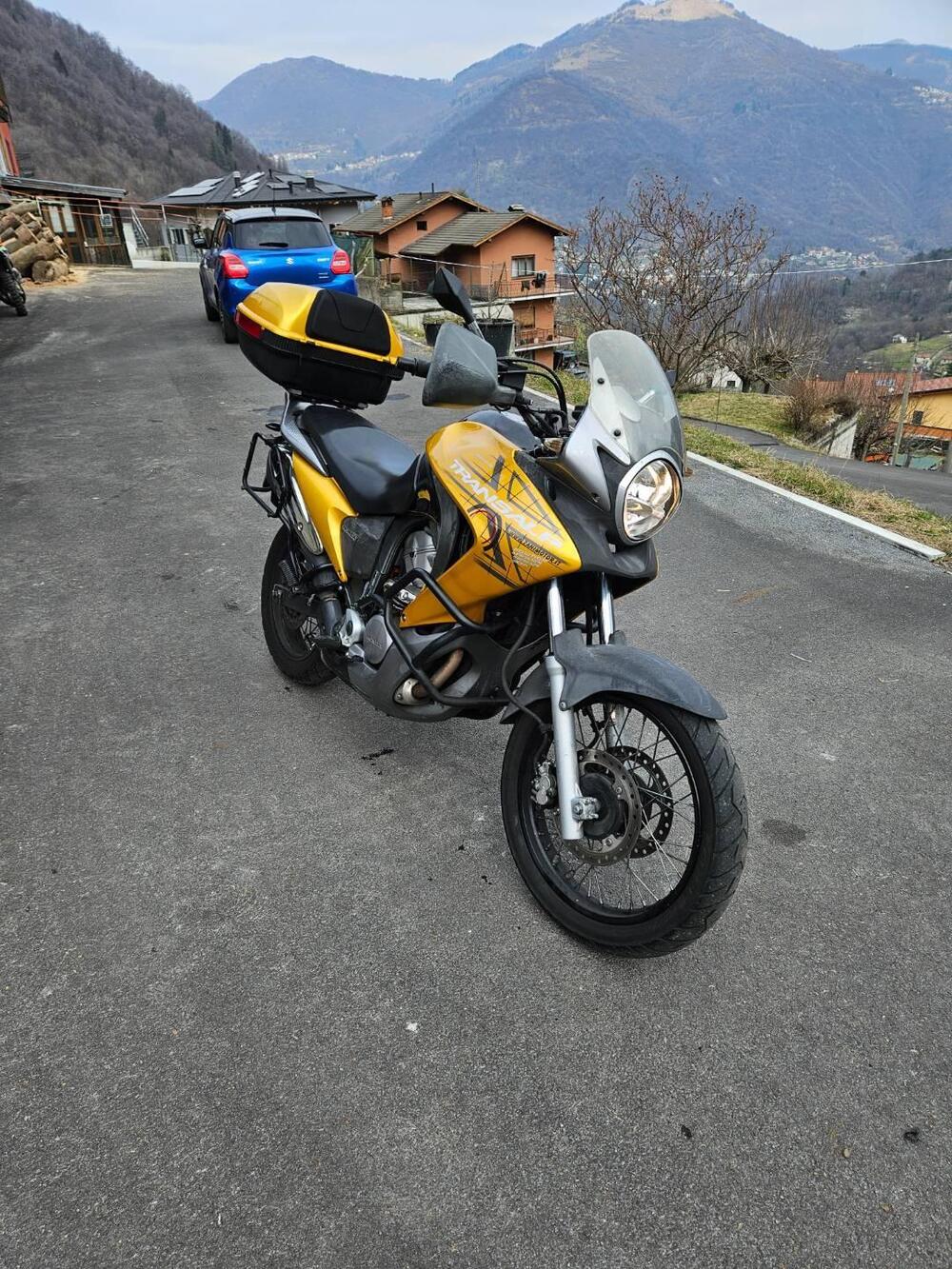 Honda Transalp XL 700 V (2007 - 2013) (4)