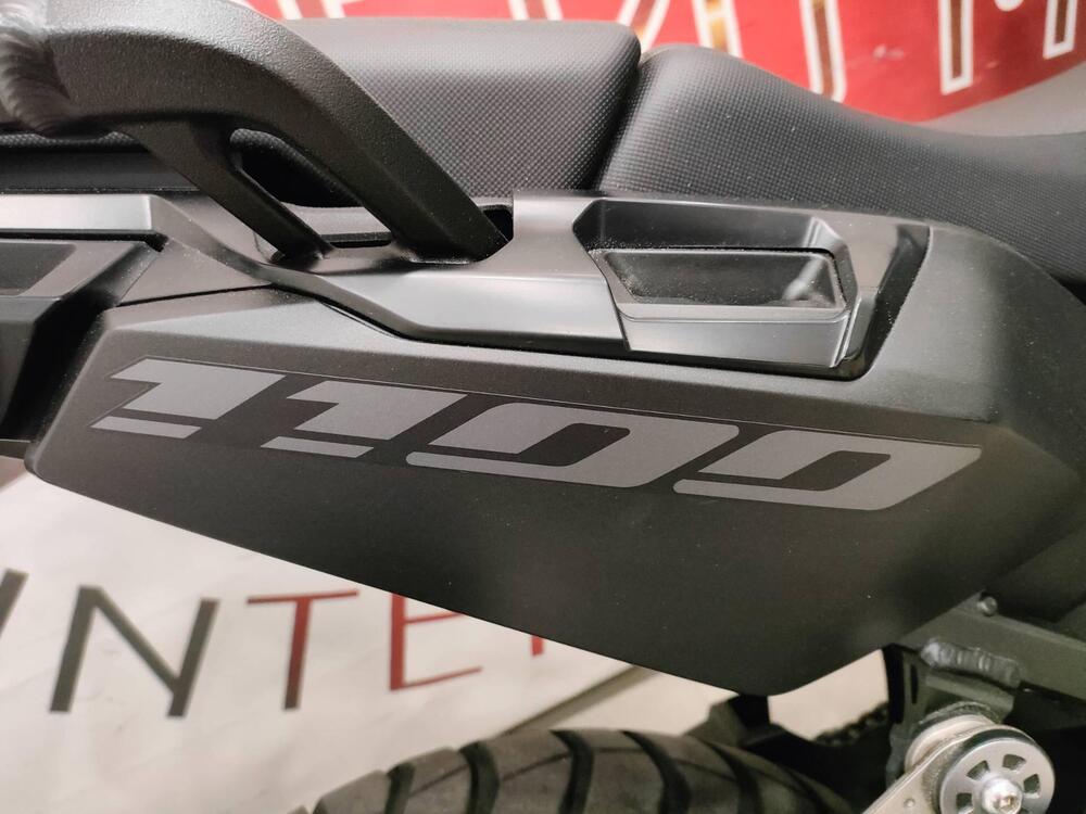 Honda Africa Twin CRF 1100L (2022 - 23) (9)