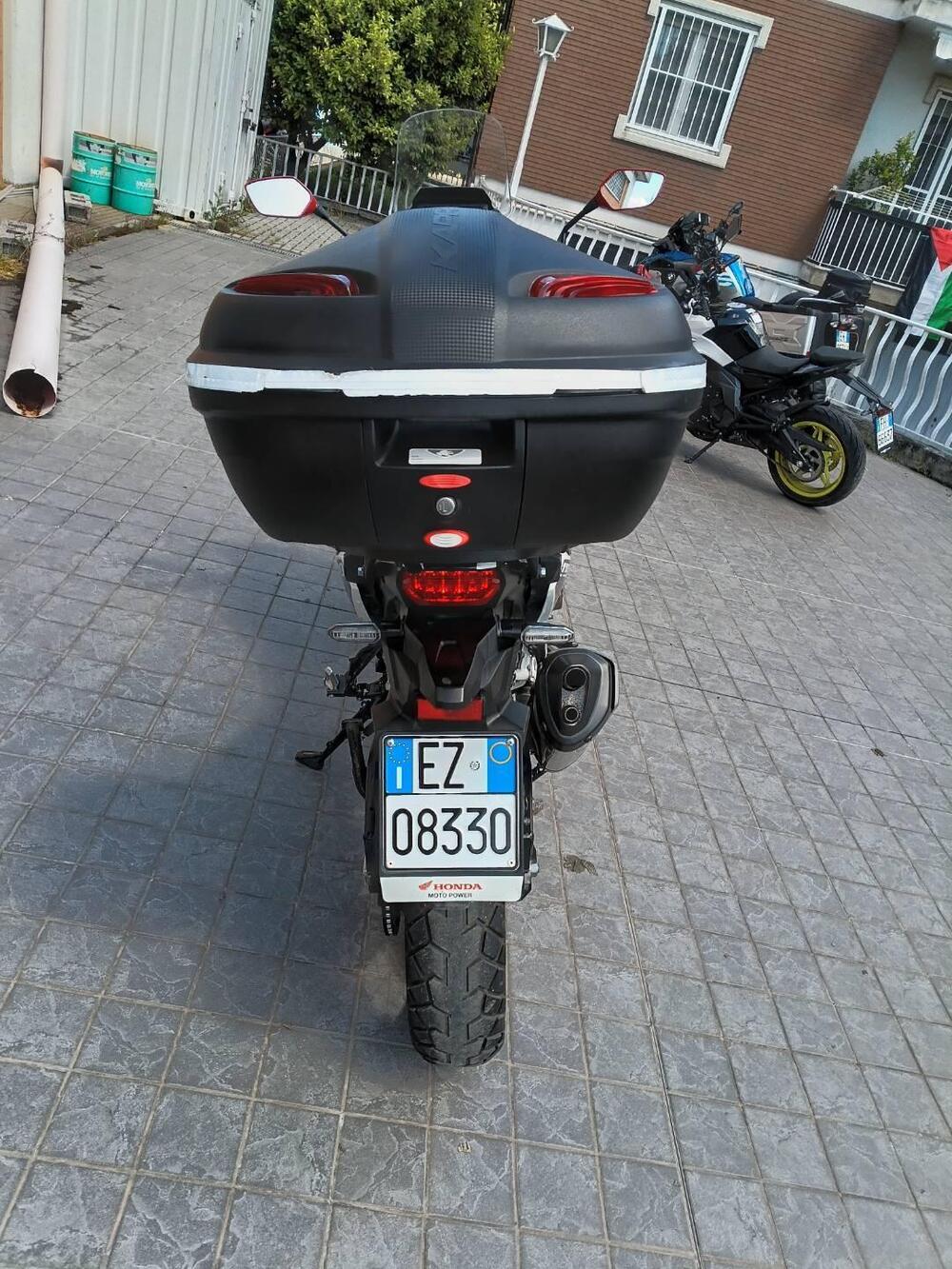 Honda Africa Twin CRF 1100L DCT (2022 - 23) (4)