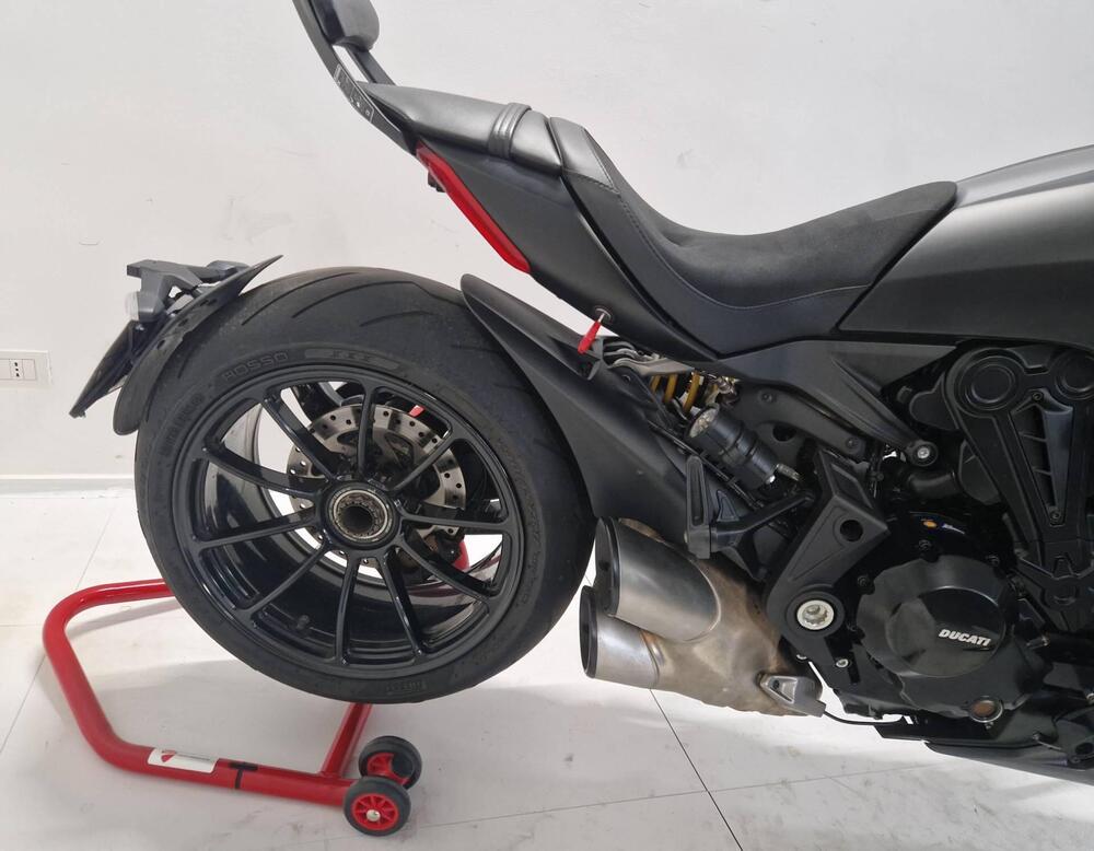 Ducati XDiavel 1262 Black Star (2021) (4)