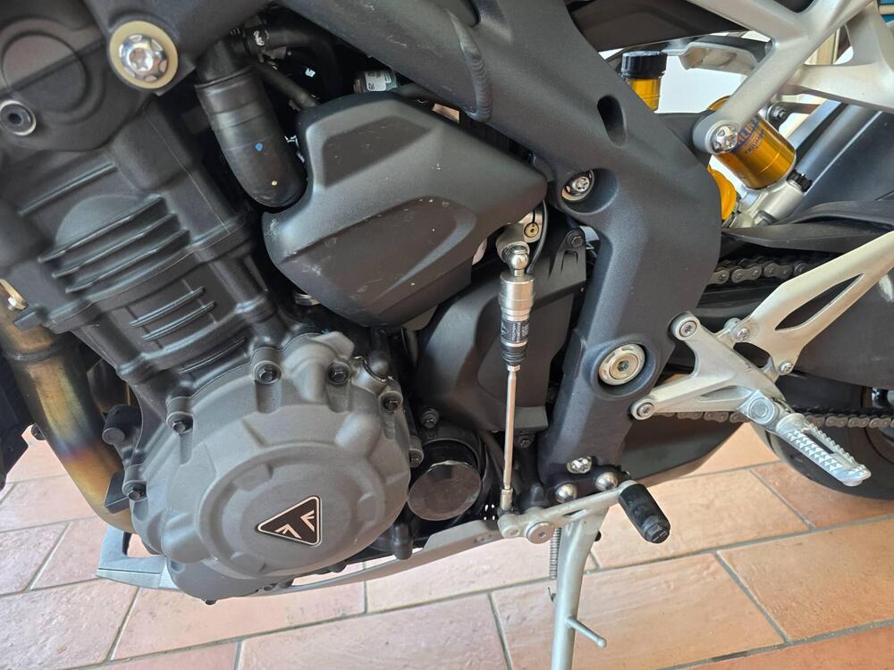 Triumph Speed Triple 1200 RS (2021 - 24) (10)