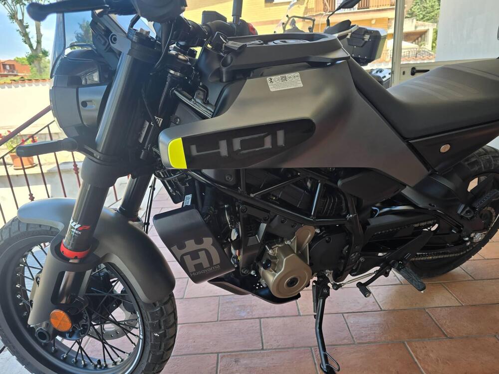 Husqvarna Svartpilen 401 (2024 - 25) (6)