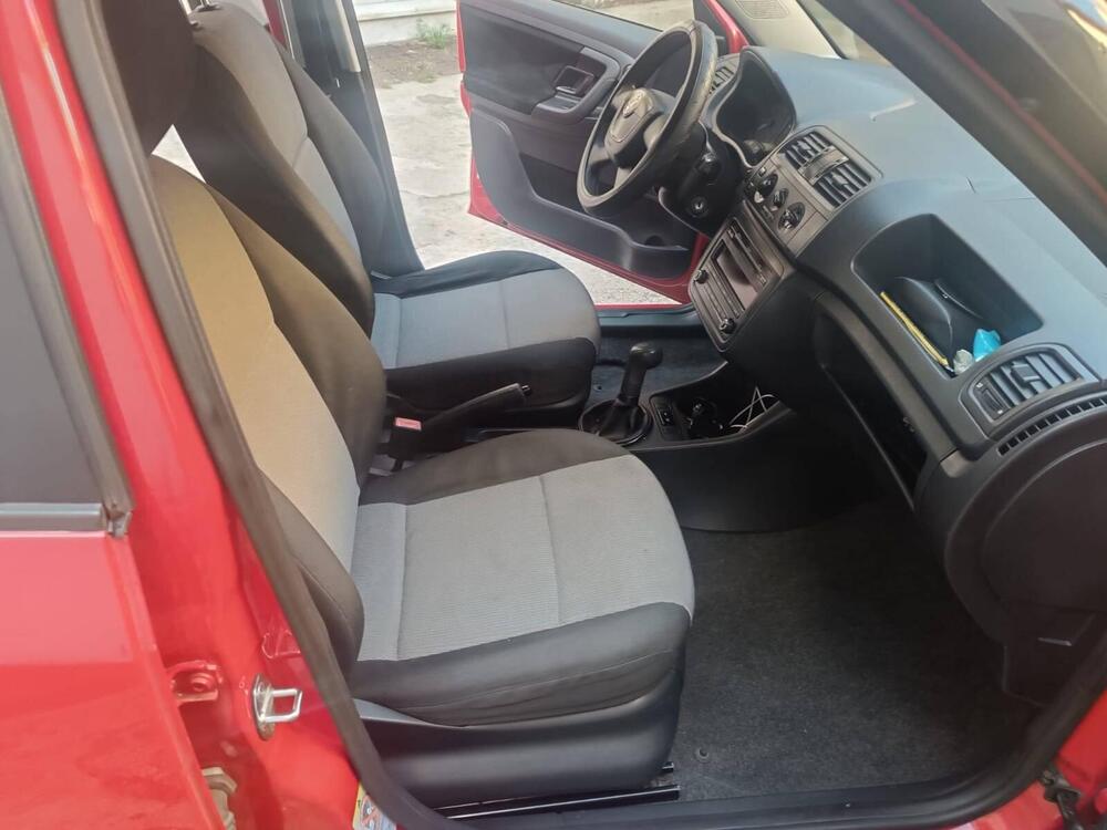 Skoda Fabia usata a Caserta (4)