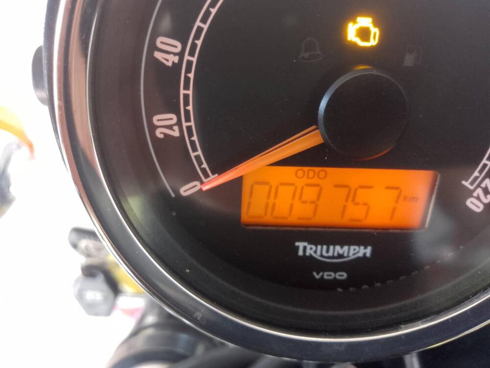 Triumph Bonneville T100 (2008 - 16) (3)