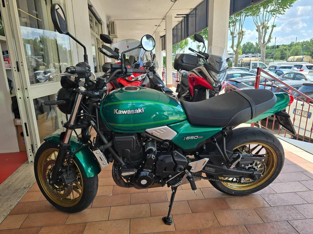 Kawasaki Z 650 RS (2022 - 24) (6)