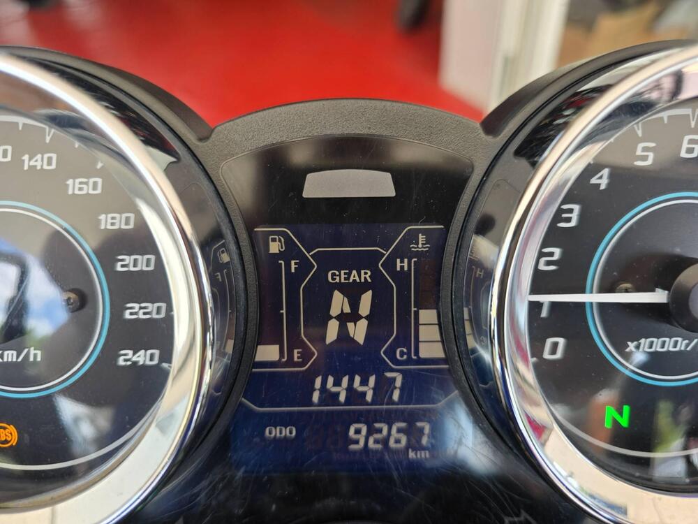 Kawasaki Z 650 RS (2022 - 24) (12)