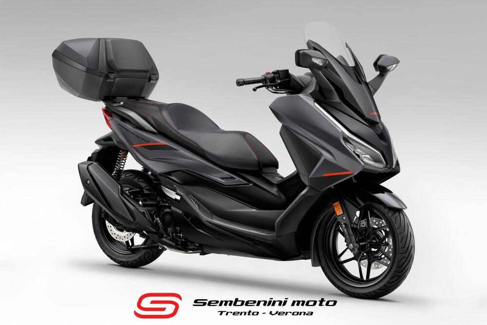 Honda Forza 350 Deluxe (2025)