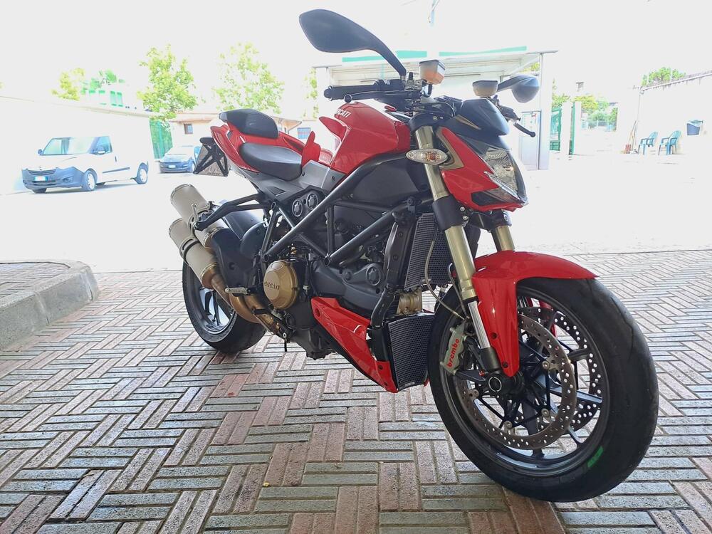 Ducati Streetfighter (2009 - 12) (5)