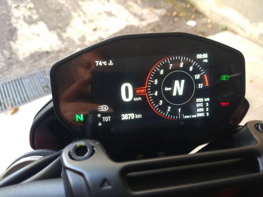 Ducati Hypermotard 950 RVE (2022 - 25) (3)