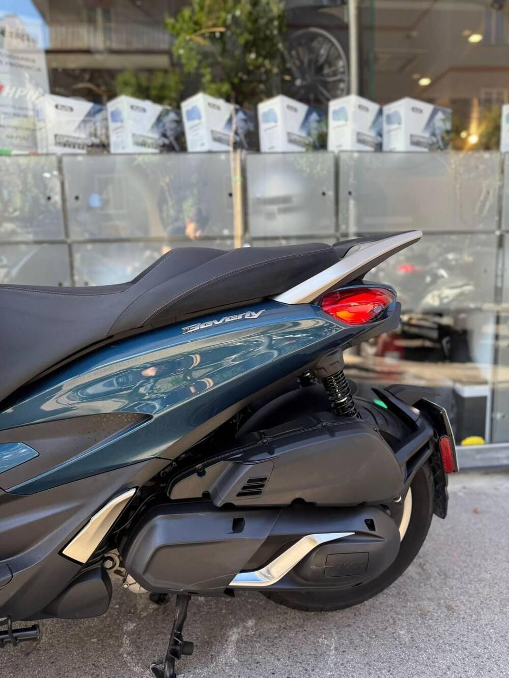 Piaggio Beverly 400 ABS-ASR (2021 - 24) (5)