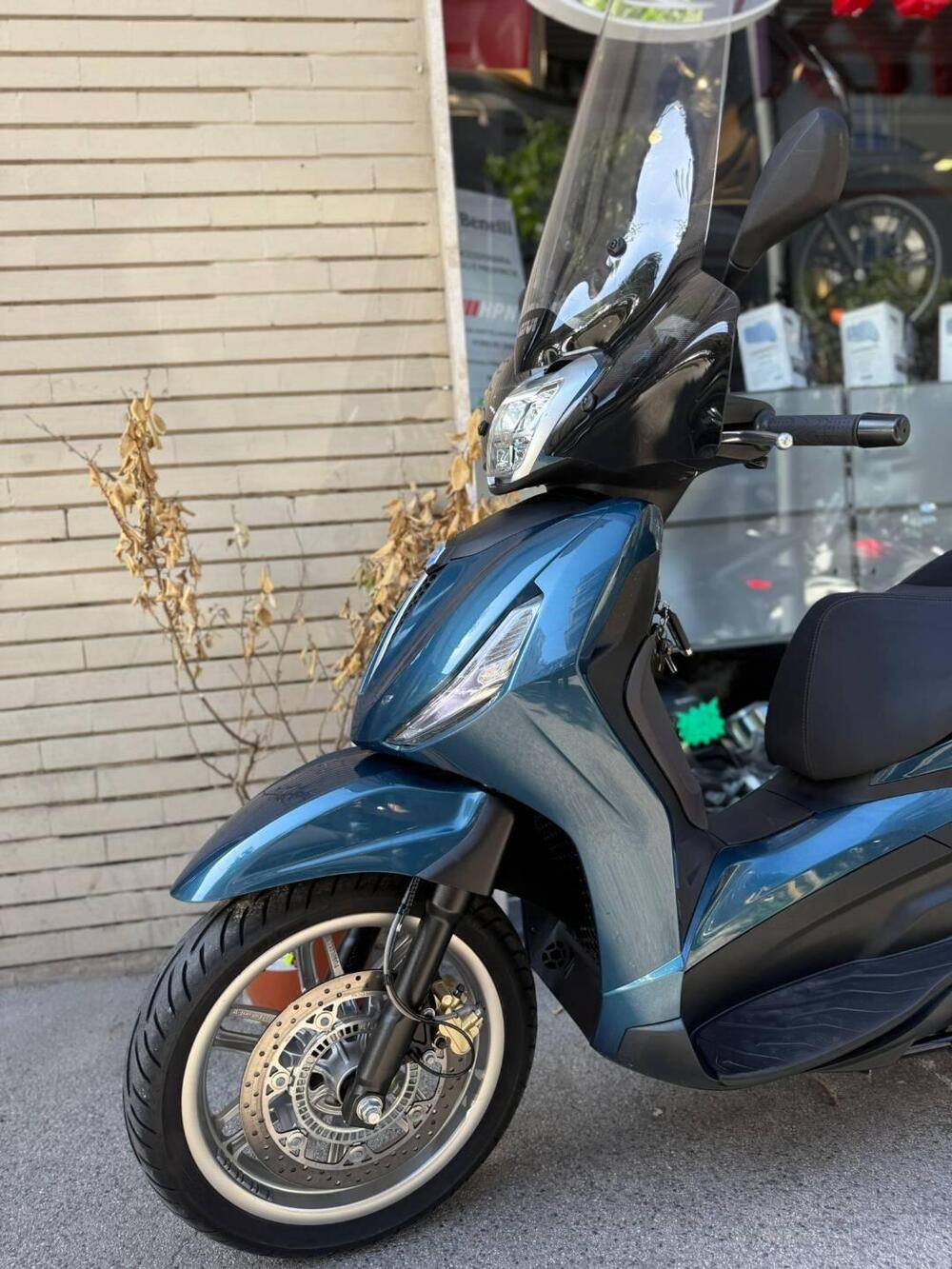 Piaggio Beverly 400 ABS-ASR (2021 - 24) (7)