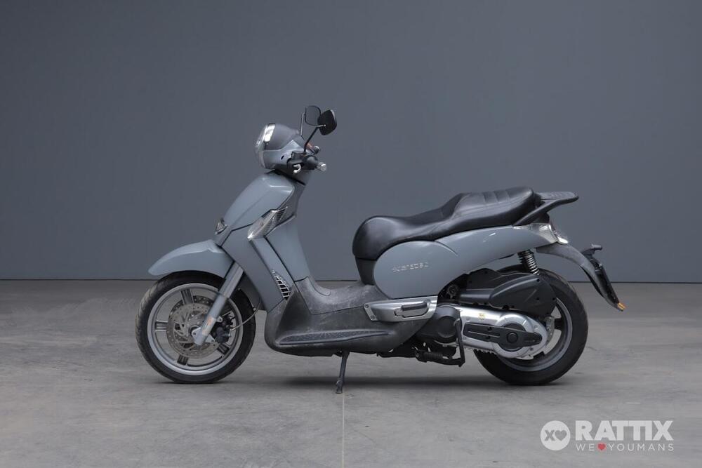 Aprilia Scarabeo 500 (2007 - 12) (4)