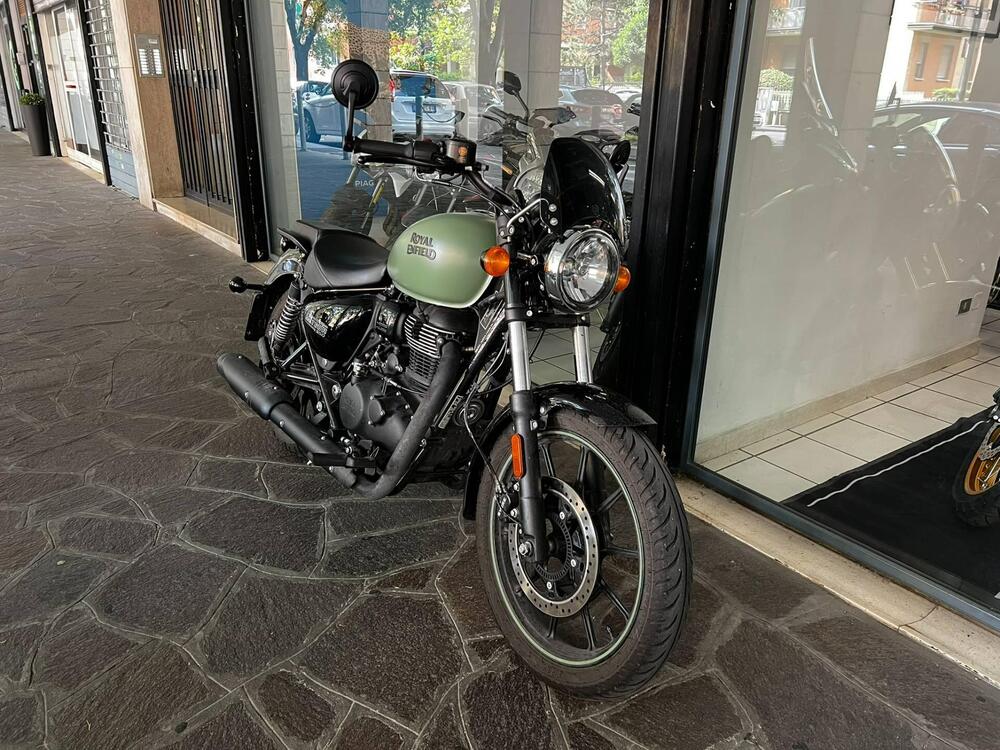 Royal Enfield Meteor 350 (2021 - 26) (2)