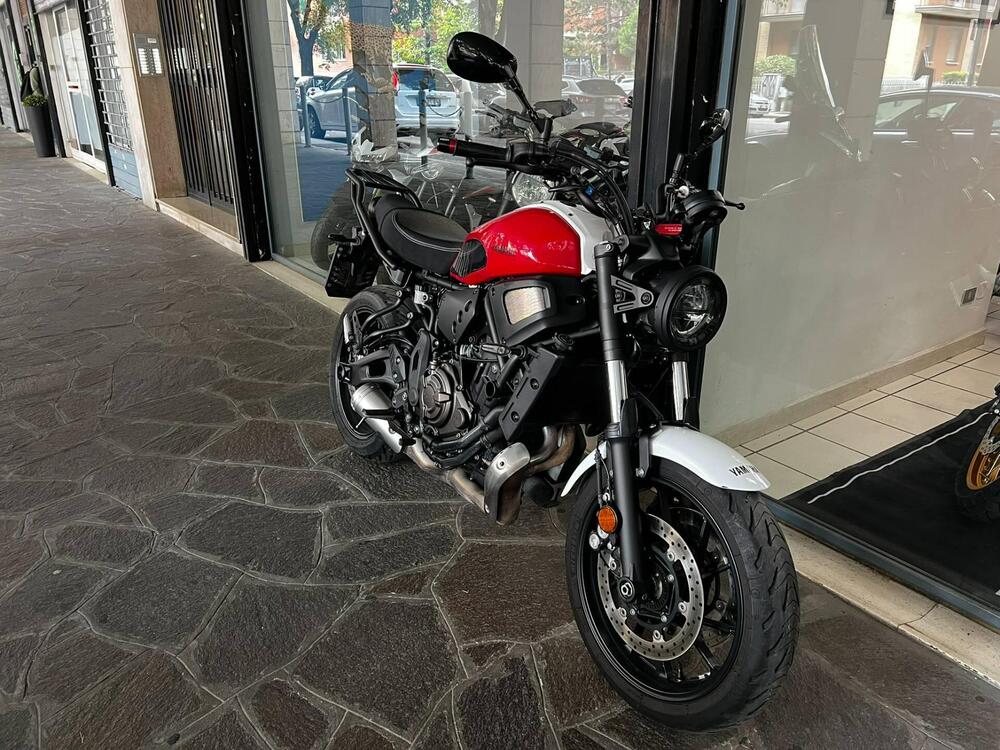 Yamaha XSR 700 (2022 - 26) (2)