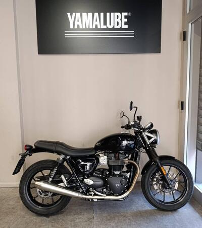 Triumph Street Twin 900 (2017 - 18) usata
