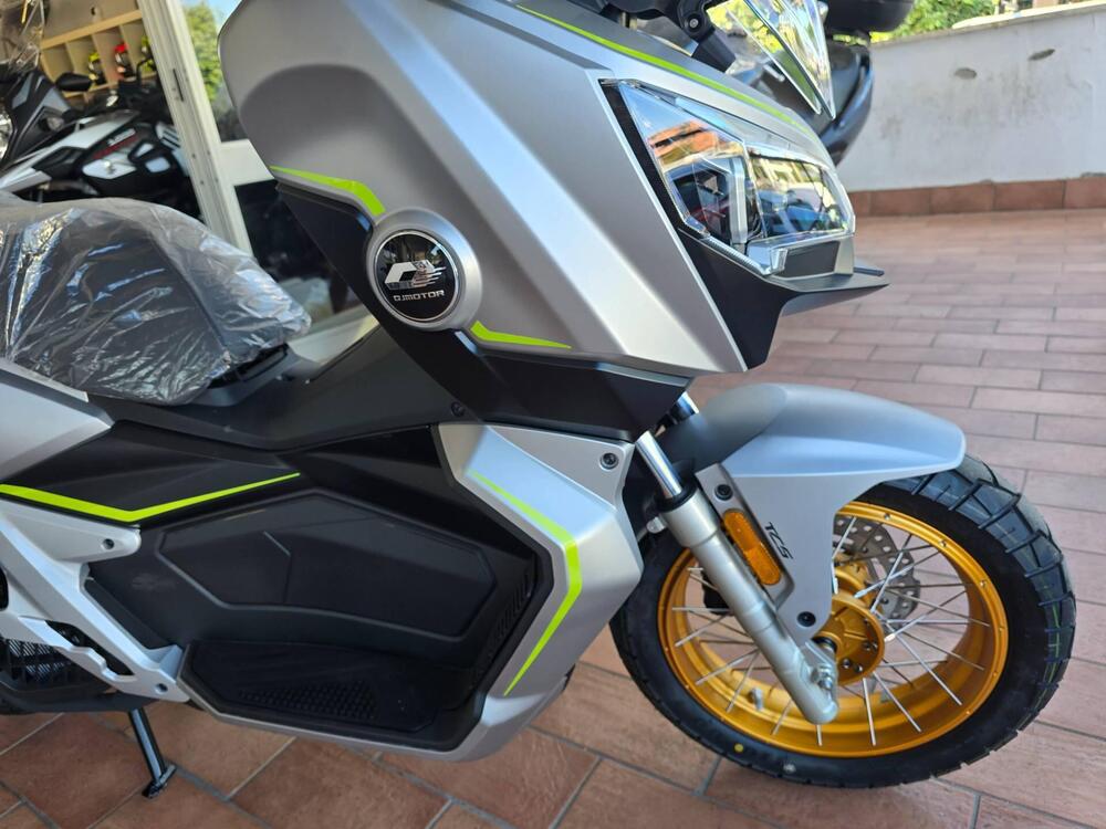 QJ Motor ATR 125 X (2024 - 26) (6)