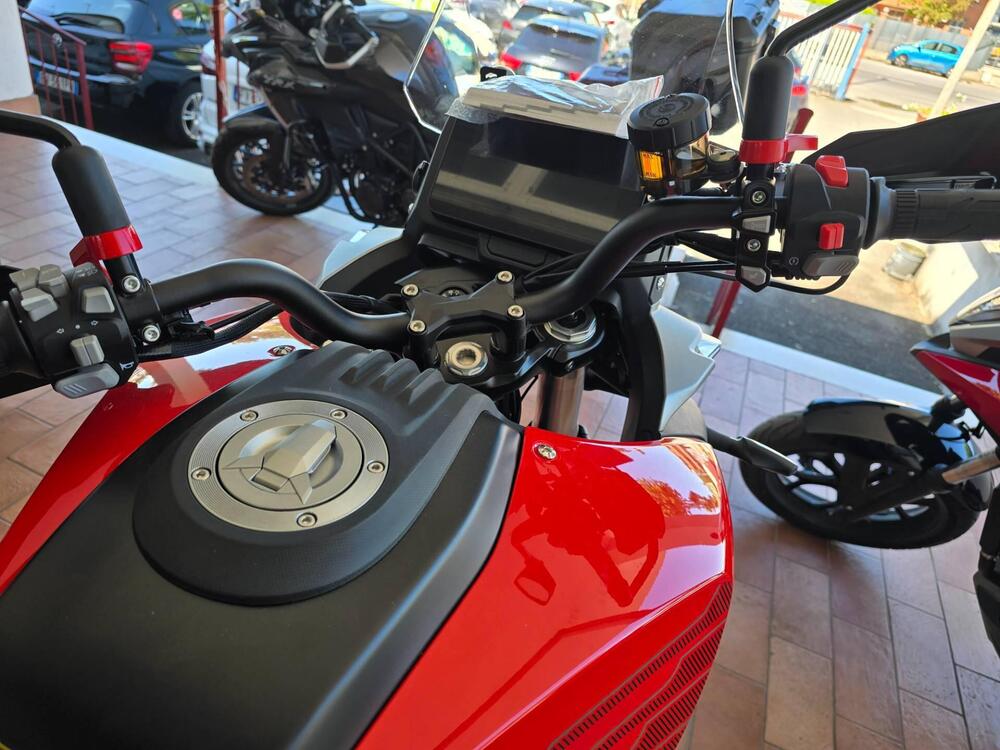 QJ Motor SRT 700 SX (2025 - 26) (7)