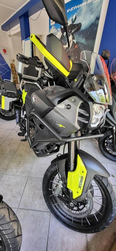 QJ Motor SVT 650 X (2024) nuova