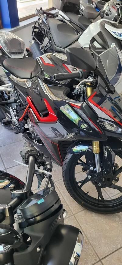 QJ Motor SRK 125 R (2024) nuova