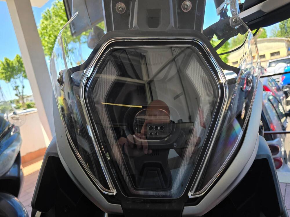 QJ Motor SRT 600 SX (2024 - 26) (6)