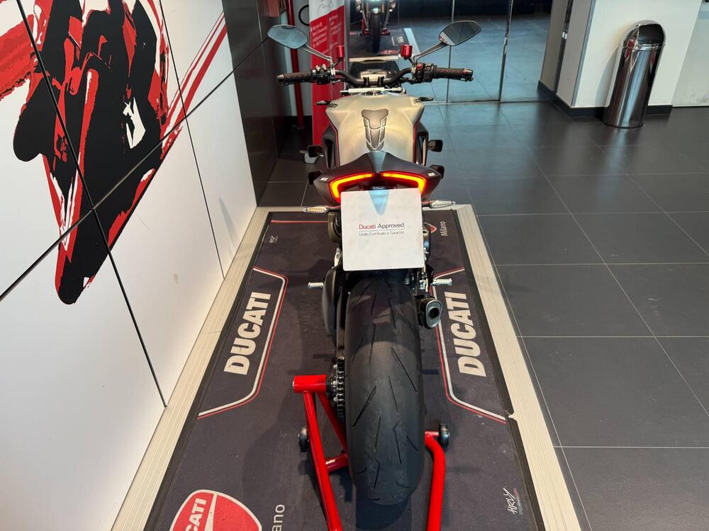 Ducati Streetfighter V4 1100 SP (2022) (9)