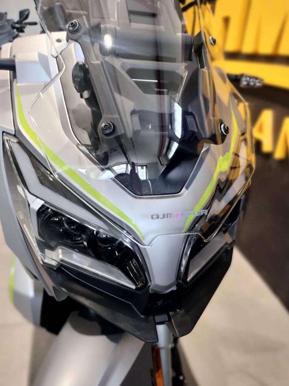 QJ Motor ATR 125 X (2024 - 26) (6)