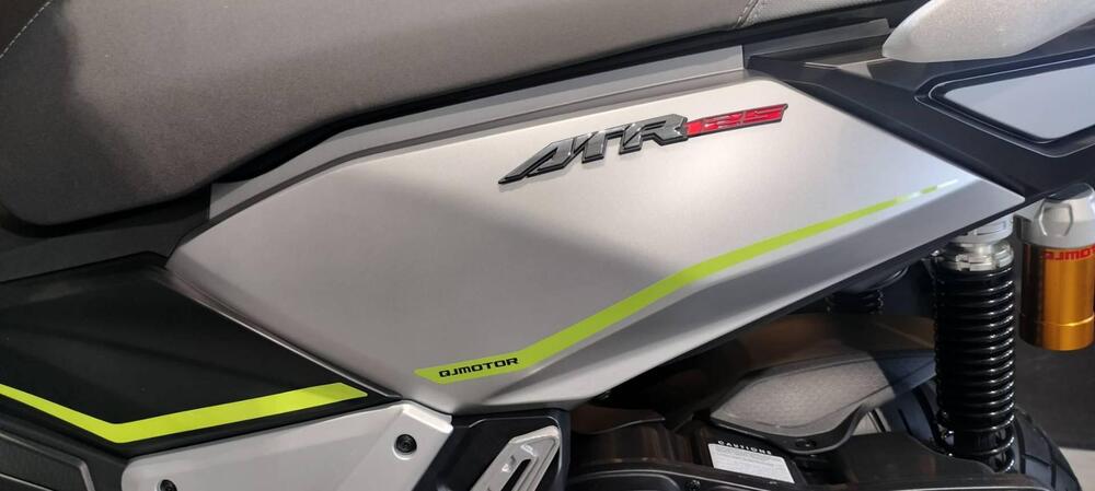 QJ Motor ATR 125 X (2024 - 26) (9)