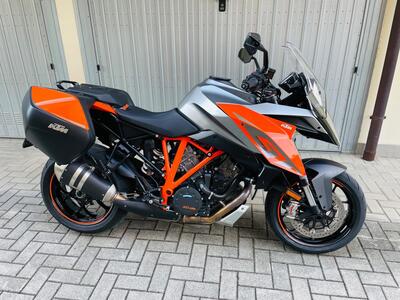 KTM 1290 Super Duke GT ABS (2016 - 18) usata
