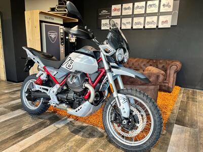 Moto Guzzi V85 TT (2024 - 25) nuova