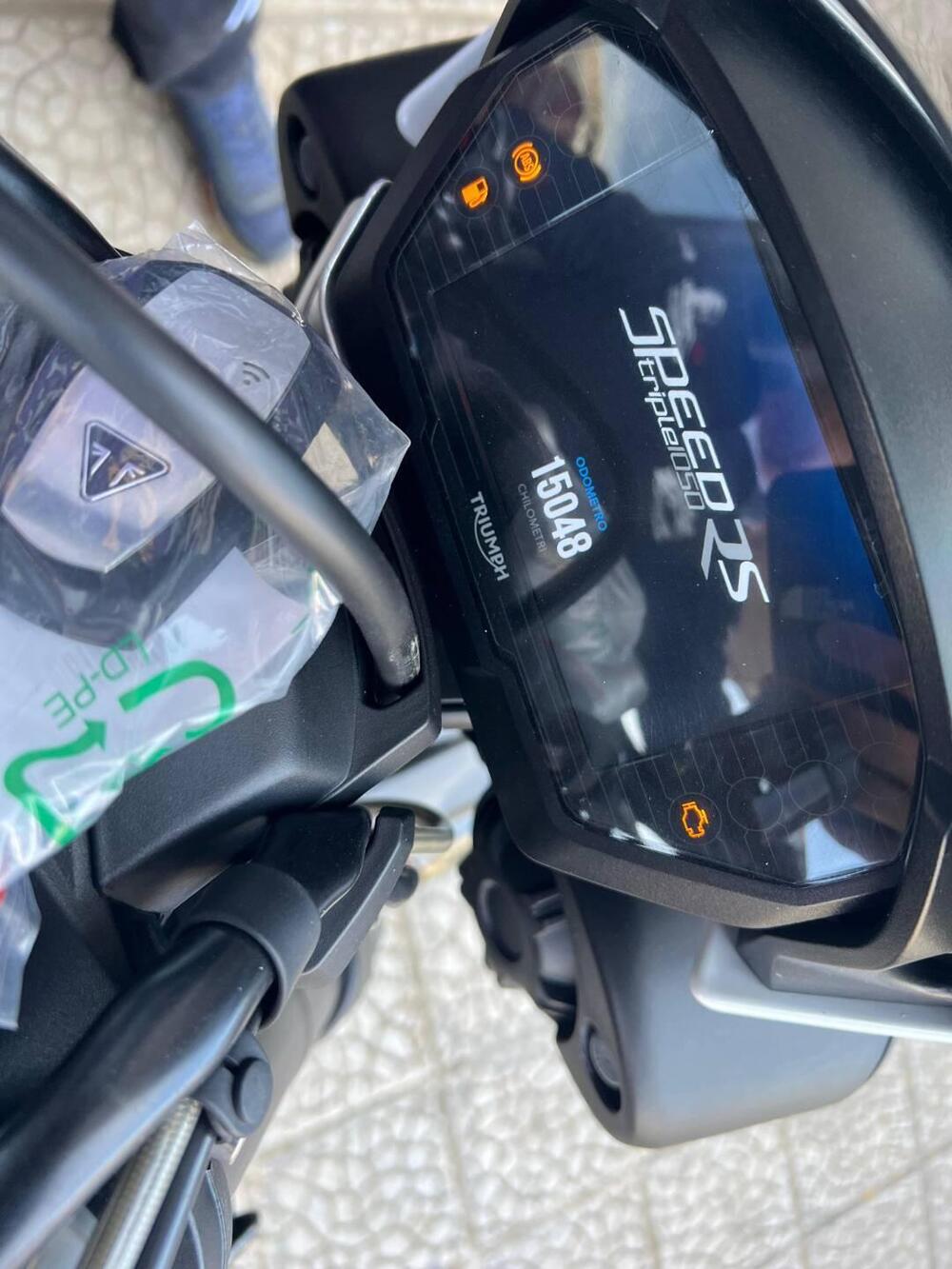 Triumph Speed Triple 1050 RS (2018 - 20) (7)