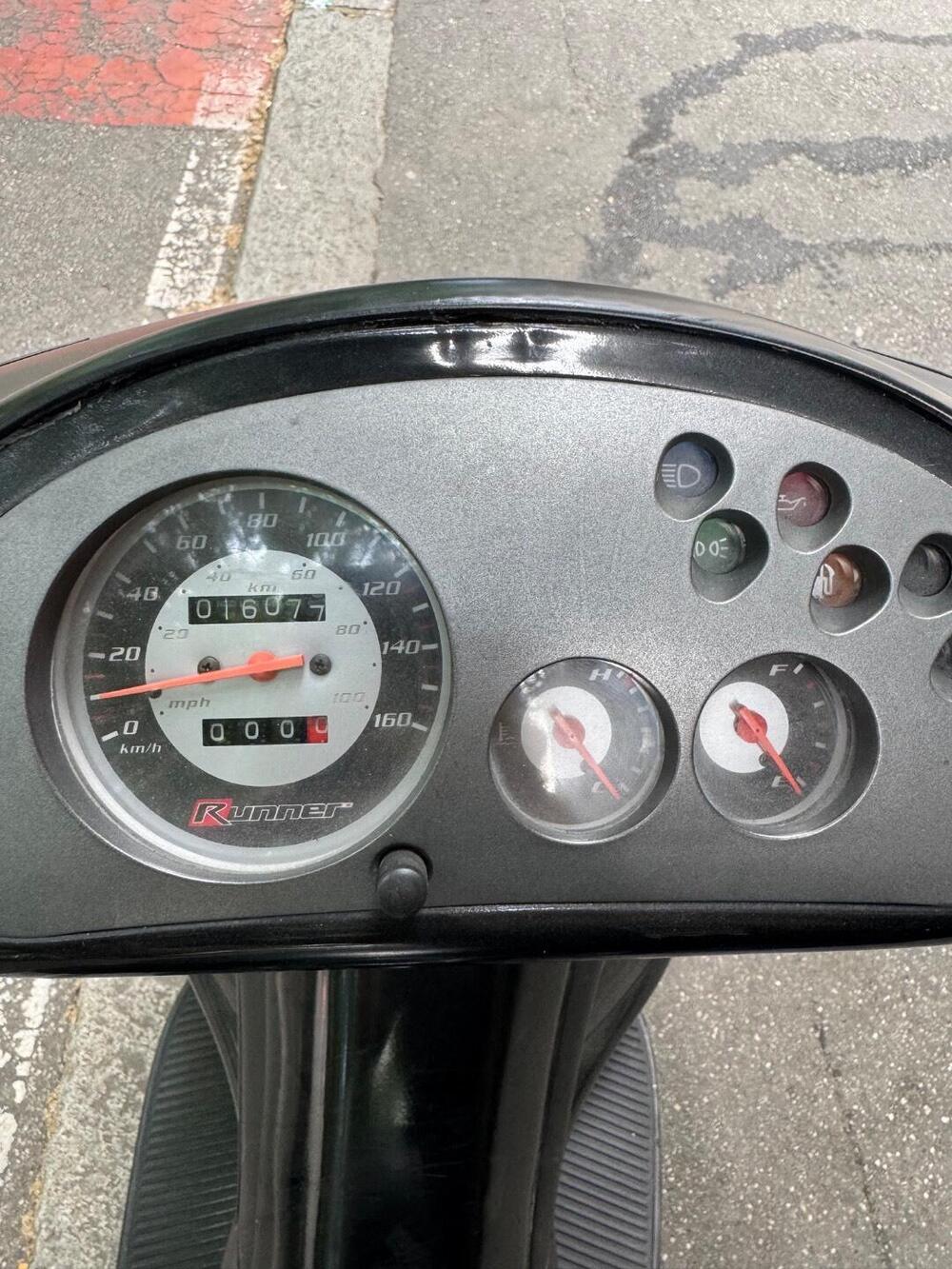 Gilera Runner 125 VX (2002 - 05) (4)