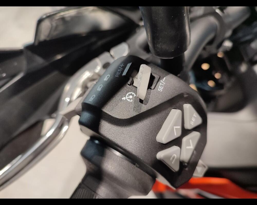 KTM 890 Adventure (2023 - 26) (10)