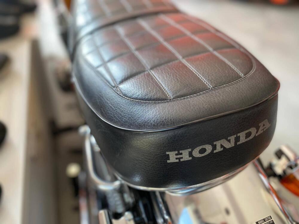 Honda CB 750 Four (4)